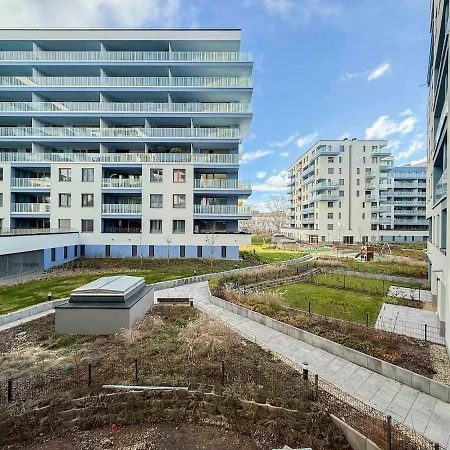 River Danube Flat W Balcony And Free Guarded Parking Budapest